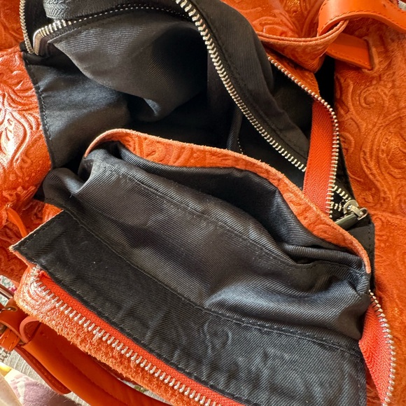 Isadora Handbag Tote - Picture 9 of 15